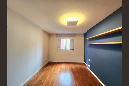 Apartamento para alugar com 240m², 3 quartos e 2 vagasQuarto 1