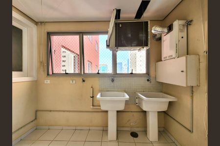 Apartamento para alugar com 240m², 3 quartos e 2 vagasÁrea de Serviço