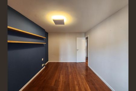 Apartamento para alugar com 240m², 3 quartos e 2 vagasQuarto 1