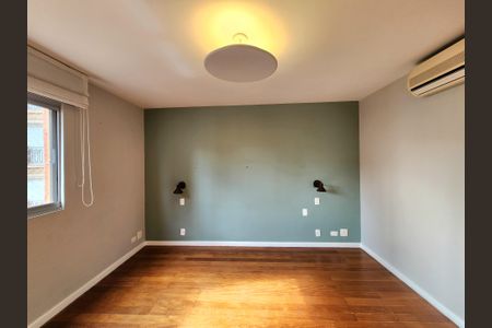 Apartamento para alugar com 240m², 3 quartos e 2 vagasSuíte