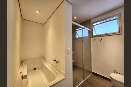 Apartamento para alugar com 240m², 3 quartos e 2 vagasBanheiro Social