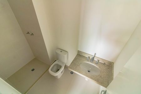 Apartamento à venda com 75m², 2 quartos e 1 vagaSuíte Banheiro