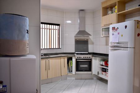 Casa à venda com 211m², 3 quartos e 4 vagas Casa à venda com 211m², 3 quartos e 4 vagasCozinha