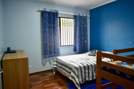 Casa à venda com 211m², 3 quartos e 4 vagas Casa à venda com 211m², 3 quartos e 4 vagasQuarto 1