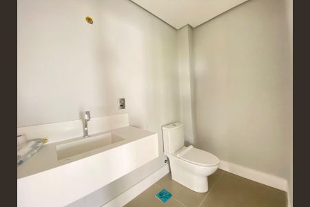 Casa de condomínio à venda com 177m², 3 quartos e 2 vagas