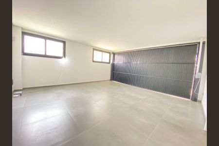 Casa de condomínio à venda com 177m², 3 quartos e 2 vagas