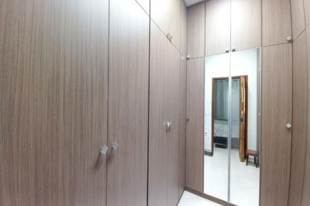 Casa à venda com 259m², 3 quartos e 15 vagasCloset da suíte 3