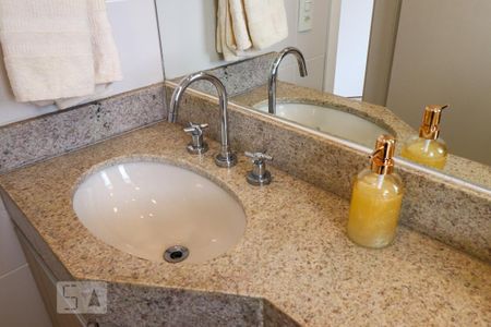 Casa à venda com 450m², 4 quartos e 3 vagas