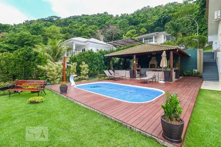 Casa à venda com 450m², 4 quartos e 3 vagas