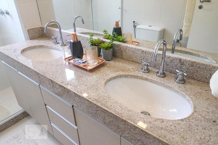 Casa à venda com 450m², 4 quartos e 3 vagas