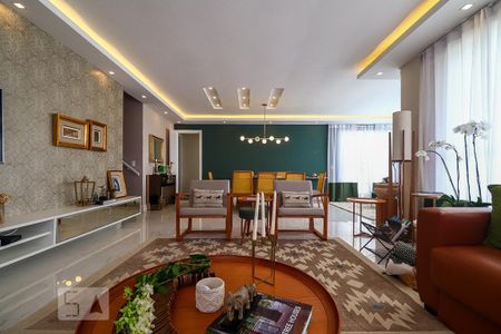 Casa à venda com 450m², 4 quartos e 3 vagas