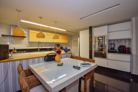 Apartamento à venda com 500m², 4 quartos e 5 vagas