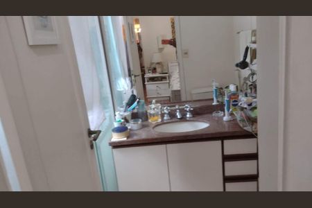 Apartamento à venda com 72m², 2 quartos e sem vaga