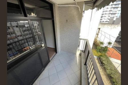 Apartamento à venda com 95m², 2 quartos e 1 vaga