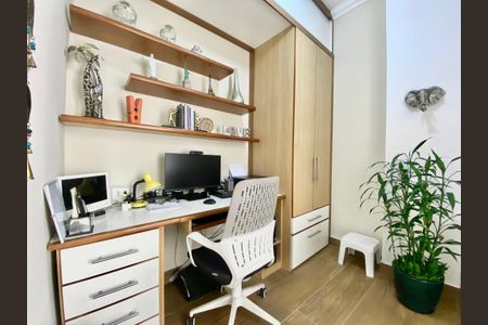 Apartamento à venda com 100m², 3 quartos e 1 vaga Apartamento à venda com 100m², 3 quartos e 1 vagaEscritório