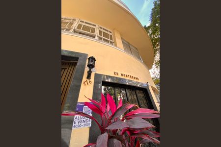 Apartamento à venda com 100m², 3 quartos e 1 vaga Apartamento à venda com 100m², 3 quartos e 1 vagaPlaca