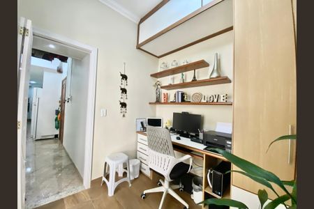 Apartamento à venda com 100m², 3 quartos e 1 vaga Apartamento à venda com 100m², 3 quartos e 1 vagaEscritório