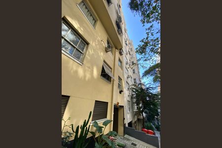 Apartamento à venda com 100m², 3 quartos e 1 vaga Apartamento à venda com 100m², 3 quartos e 1 vagaFachada