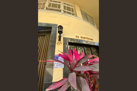 Apartamento à venda com 100m², 3 quartos e 1 vaga Apartamento à venda com 100m², 3 quartos e 1 vagaPlaca