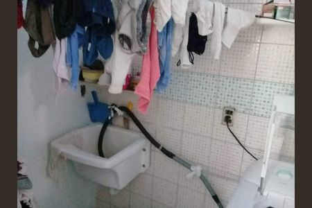 Casa à venda com 60m², 2 quartos e 1 vaga