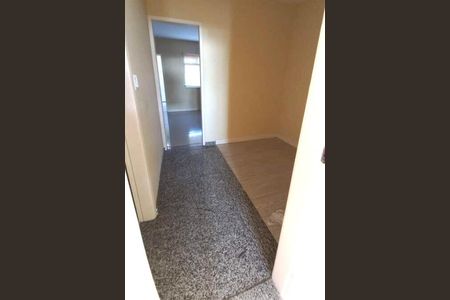 Casa à venda com 78m², 2 quartos e 1 vaga