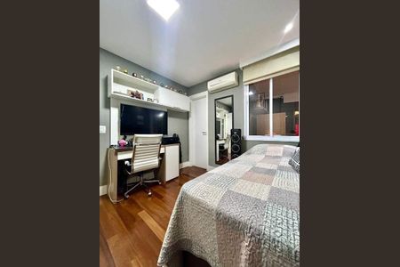 Apartamento à venda com 169m², 4 quartos e 3 vagas