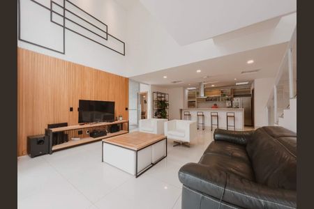 Casa à venda com 630m², 4 quartos e 4 vagas