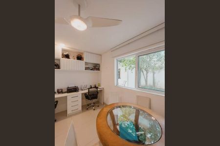 Casa à venda com 630m², 4 quartos e 4 vagas