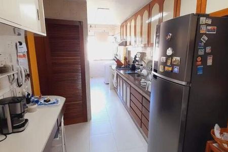 Apartamento à venda com 171m², 2 quartos e sem vaga