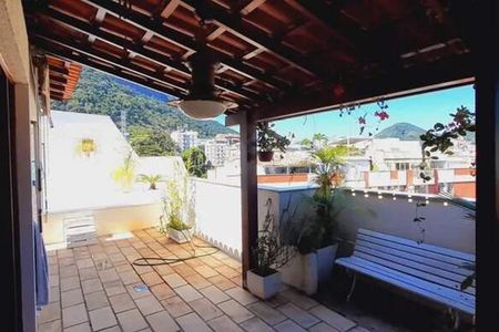 Apartamento à venda com 171m², 2 quartos e sem vaga