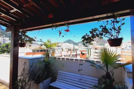 Apartamento à venda com 171m², 2 quartos e sem vaga