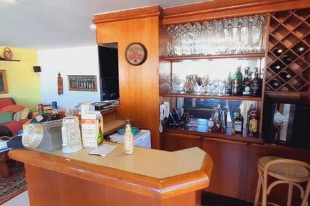 Apartamento à venda com 171m², 2 quartos e sem vaga