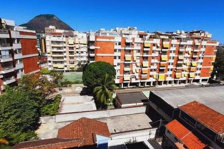 Apartamento à venda com 171m², 2 quartos e sem vaga