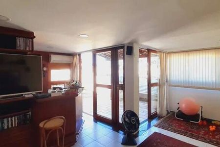 Apartamento à venda com 171m², 2 quartos e sem vaga