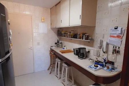 Apartamento à venda com 171m², 2 quartos e sem vaga