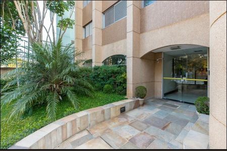 Apartamento à venda com 142m², 3 quartos e 1 vaga