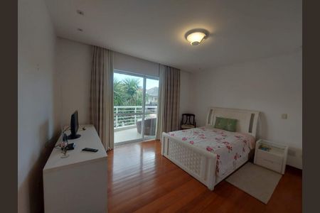 Casa à venda com 473m², 4 quartos e 6 vagas