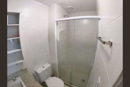 Apartamento à venda com 72m², 2 quartos e 1 vaga