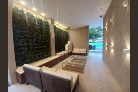 Apartamento à venda com 72m², 2 quartos e 1 vaga