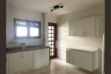 Apartamento à venda com 230m², 3 quartos e 2 vagas