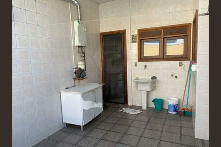 Apartamento à venda com 230m², 3 quartos e 2 vagas