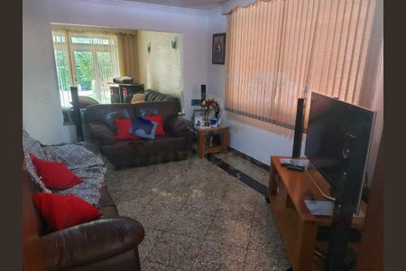 Casa à venda com 437m², 5 quartos e 4 vagas
