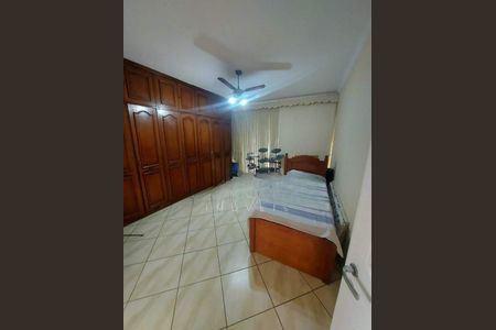 Casa à venda com 437m², 5 quartos e 4 vagas