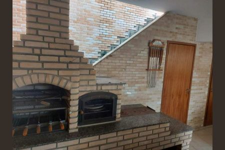 Casa à venda com 437m², 5 quartos e 4 vagas