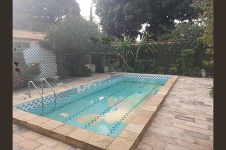 Casa à venda com 437m², 5 quartos e 4 vagas