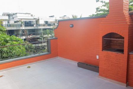 Casa à venda com 220m², 4 quartos e 2 vagas