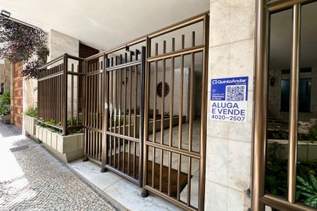 Apartamento à venda com 169m², 3 quartos e 1 vagaPlaquinha