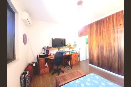 Apartamento à venda com 169m², 3 quartos e 1 vaga