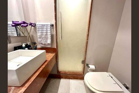 Apartamento à venda com 320m², 5 quartos e 2 vagas