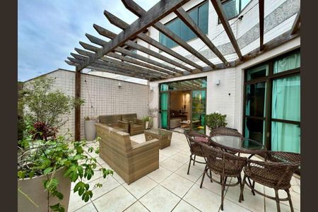 Apartamento à venda com 320m², 5 quartos e 2 vagas